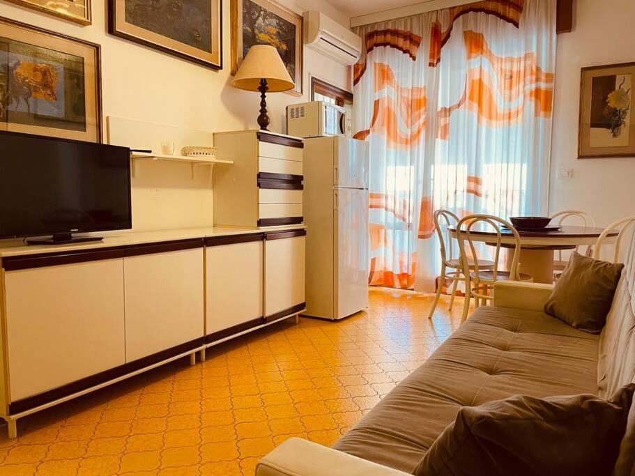 Appartamento Soyus 10 Lido di Jesolo Exterior foto