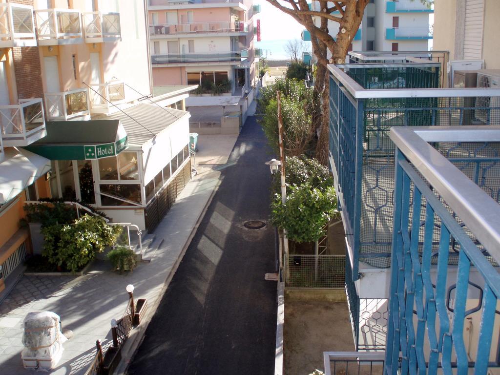 Appartamento Soyus 10 Lido di Jesolo Exterior foto